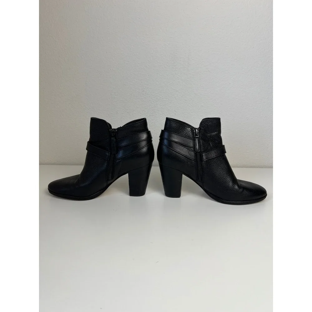 Cole Haan pebbled leather